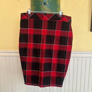 Torrid 0 Large L midi tube skirt black plaid black red white stretch NWT